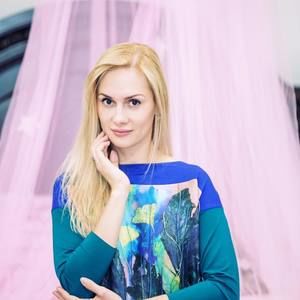 Meet your Posher, Vera